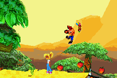 Crash Bandicoot Advance: Wakuwaku Tomodachi Daisakusen screenshot 3 for GameBoy Advance